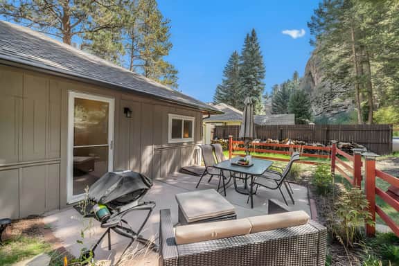 Big Pine Cabin