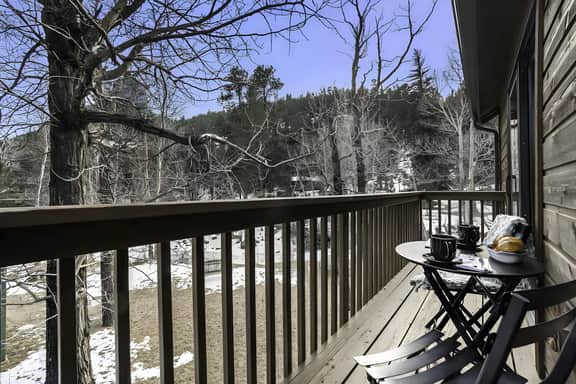 Bear Creek Six