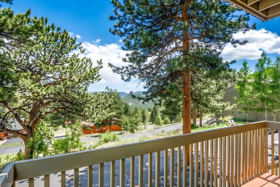 Deer Mtn Retreat