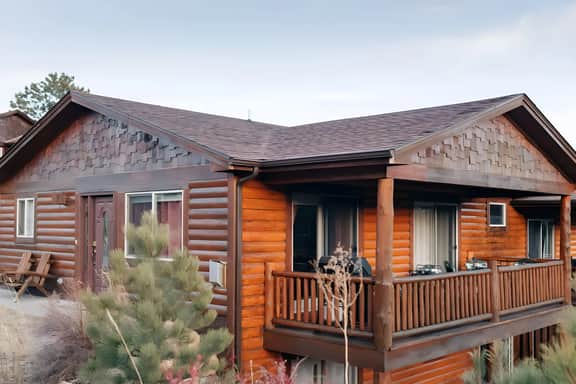 Longs Peak Lodge