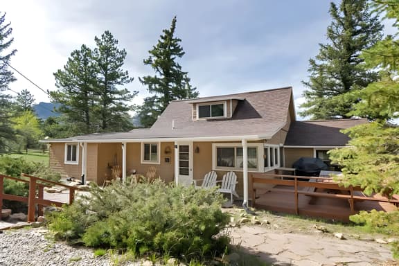 Marys Lake Cabin