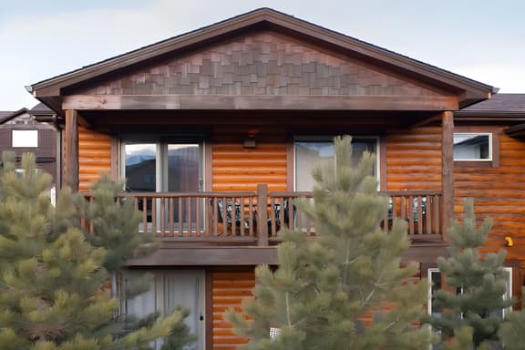 Longs Peak Lodge