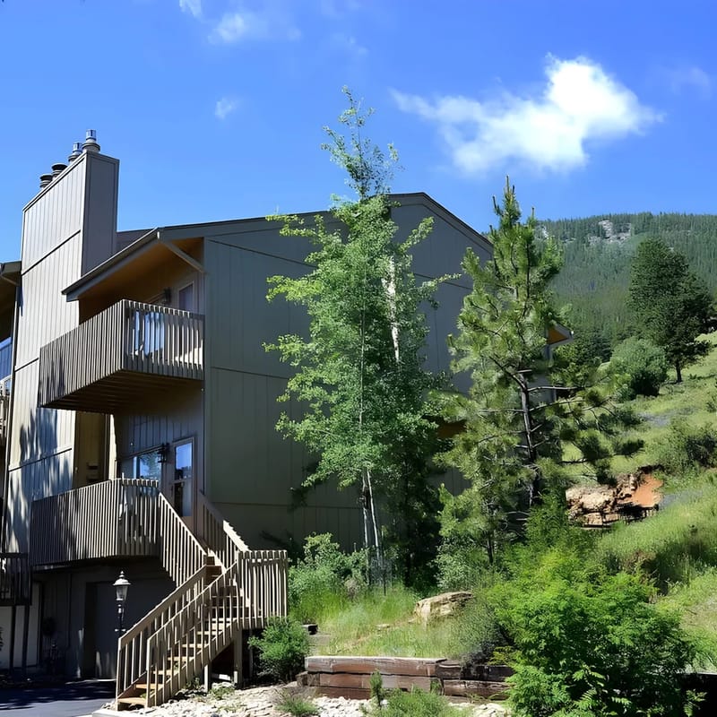 Deer Mtn Retreat